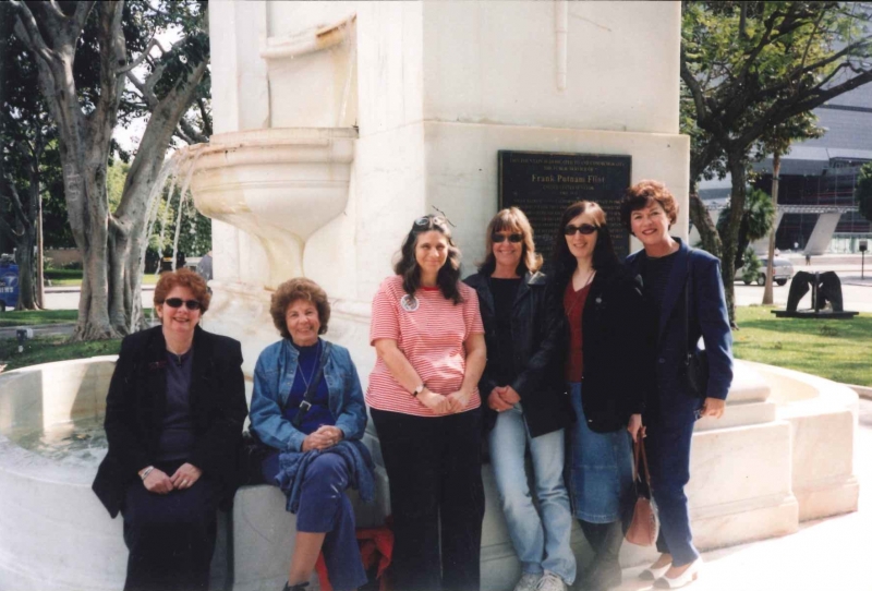 Marie Mason, Bunny Raskin, Dori Raskin, Holly Huff, Dawn Kowalski, and Bonnie Klea 20100805182459603_0008