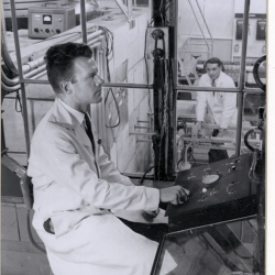 Rocketdyne-scientists-in-Sodium-Reactor-Experiment